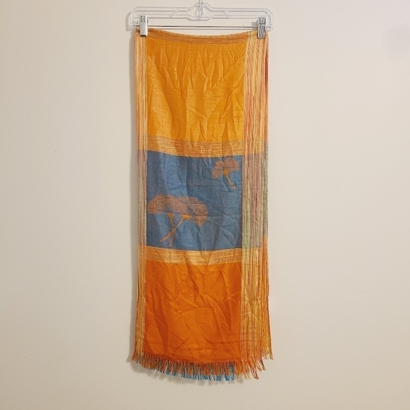 Bohemiam Style Fringed Hem Large Shoulder Scarf (One Size) - Picture 2 of 8